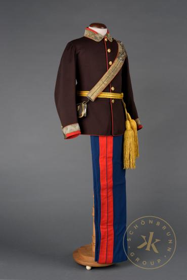 Uniform eines Obersten der k.k. Artillerie, angefertigt für den ca. siebenjährigen Kronprinzen  ...