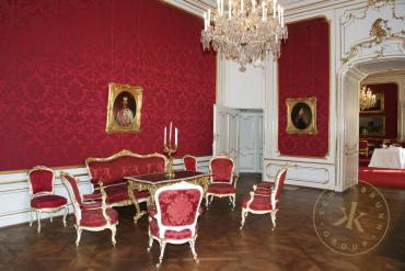 Kleiner Salon im Appartement der Kaiserin Elisabeth in der Wiener Hofburg
© Schloß Schönbrunn  ...