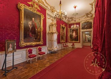 Der Rote Salon im Osttrakt von Schloss Schönbrunn. 
© Schloß Schönbrunn Kultur- und Betriebsge ...