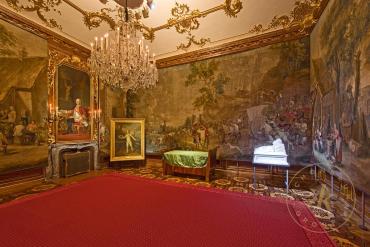 Napoleonzimmer in Schloss Schönbrunn,  Ansicht mit den 1875 montierten Brüsseler Tapisserien, d ...